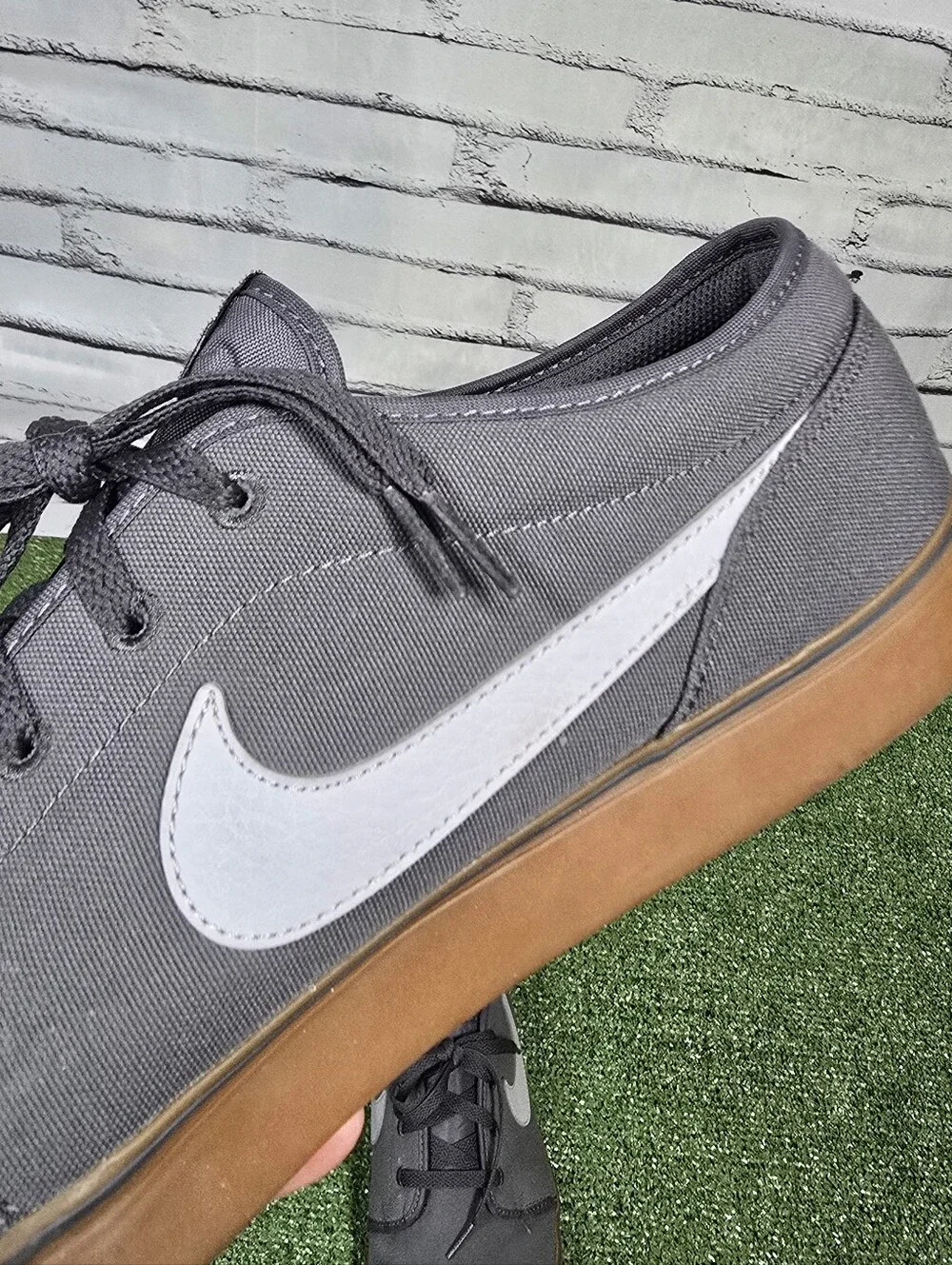 Nike Toki Cotton Canvas Low Laced Gum Sole Sneakers Dark Grey Size 14